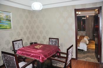 Yichang Xiangjiang No. 1 Hotel エクステリア 写真